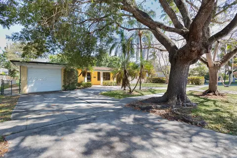 3721 SW 58th Ave, Miami, FL 33155