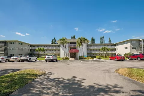 1000 Hillcrest Ct #303, Hollywood, FL 33021