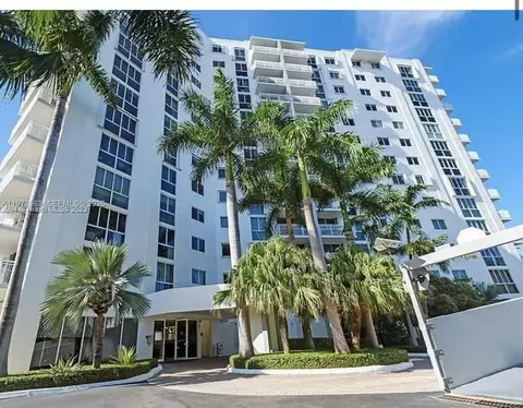 1688 West Ave #G-08, Miami Beach, FL 33139