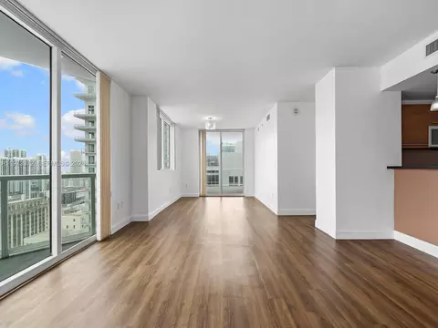 253 NE 2nd St #3108, Miami, FL 33132