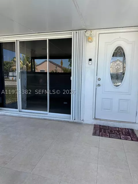 3242 NW 203rd St, Miami Gardens, FL 33056