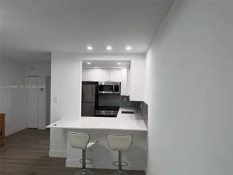 926 Michigan Ave #12, Miami Beach, FL 33139