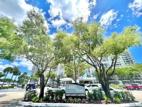 3731 N Country Club Dr #1124, Aventura, FL 33180