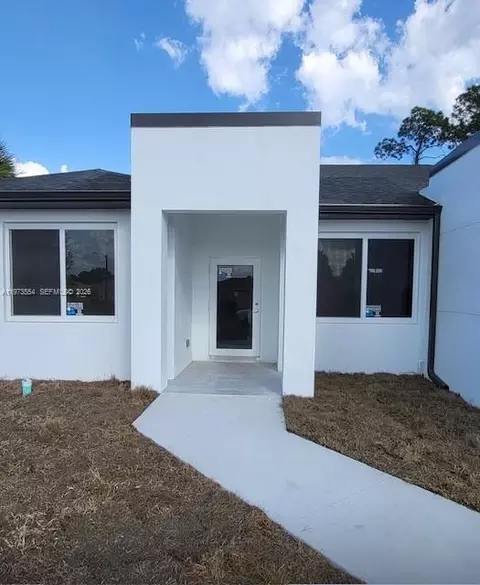 718 Robert Ave, Lehigh Acres, FL 33936