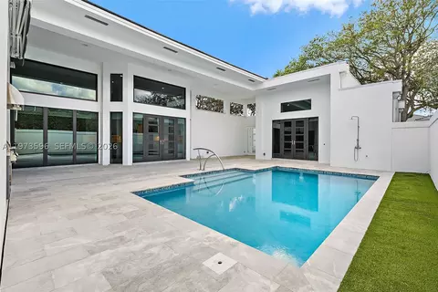 Exterior - 108 Waters Edge Dr, Jupiter, FL 33477 photo 4 of 7