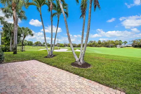 Exterior - 108 Waters Edge Dr, Jupiter, FL 33477 photo 3 of 7
