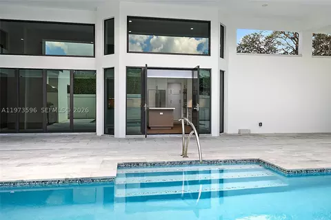 Exterior - 108 Waters Edge Dr, Jupiter, FL 33477 photo 5 of 7