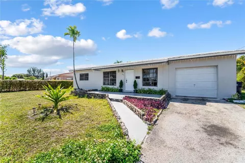 2020 SW 127th Ct, Miami, FL 33175