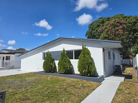 Exterior - 571 E 54th St, Hialeah, FL 33013 photo 3 of 4