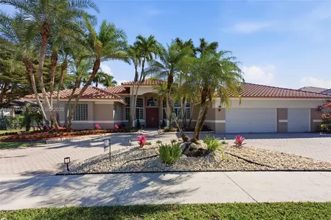 158 Dockside Cir, Weston, FL 33327