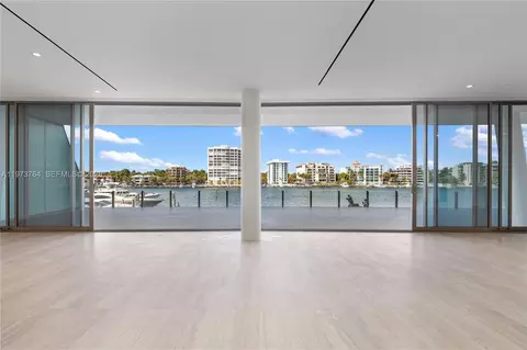 5 Grove Isle Dr #S201, Miami, FL 33133