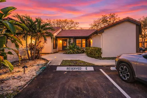 15270 SW 45th Ter #F-61, Miami, FL 33185