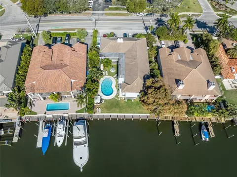 1308 Bayview Dr #2B, Fort Lauderdale, FL 33304