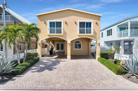 226 Normandy Dr, Tavernier, FL 33070
