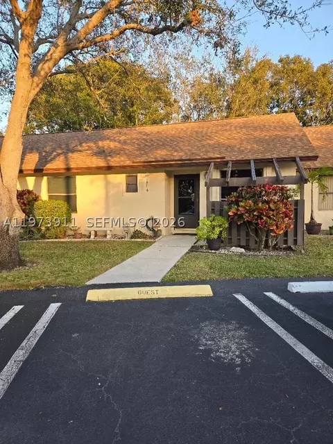 79 Via De Casas Norte, Boynton Beach, FL 33426