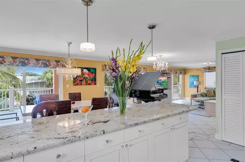 Kitchen - 1218 Mockingbird Rd, Key Largo, FL 33037 photo 2 of 5
