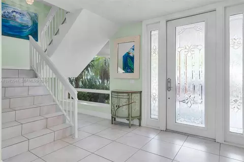 Entry Way - 1218 Mockingbird Rd, Key Largo, FL 33037 photo 1 of 2