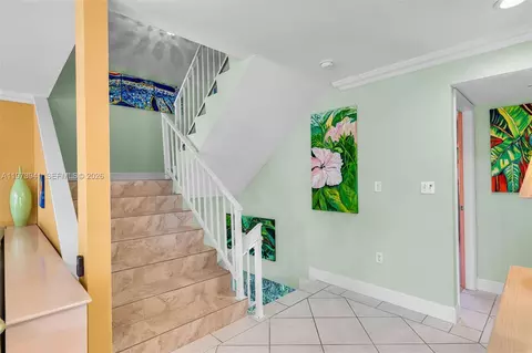 Entry Way - 1218 Mockingbird Rd, Key Largo, FL 33037 photo 2 of 2