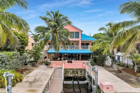 Exterior - 1218 Mockingbird Rd, Key Largo, FL 33037 photo 1 of 12