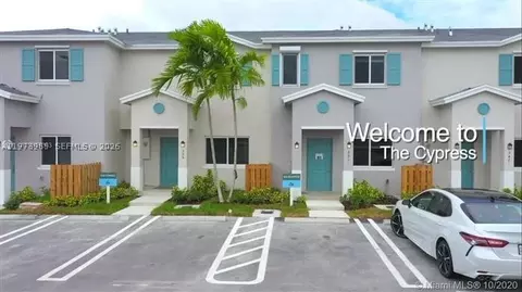 445 NW 12th Ave, Florida City, FL 33034