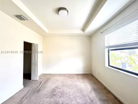 9271 W 33rd Ln, Hialeah, FL 33018 photo 9