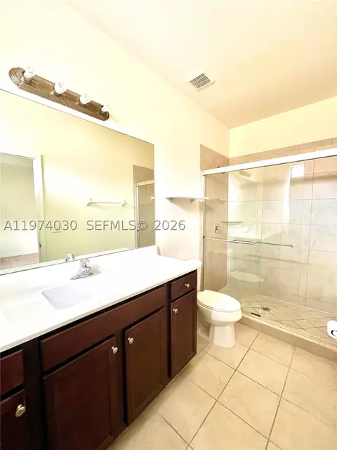 9271 W 33rd Ln, Hialeah, FL 33018 photo 11