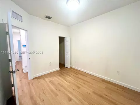 Bedroom - 9271 W 33rd Ln, Hialeah, FL 33018 photo 5 of 5