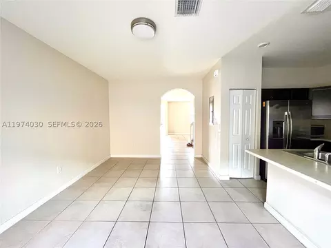 9271 W 33rd Ln, Hialeah, FL 33018 photo 7