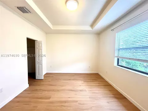 Bedroom - 9271 W 33rd Ln, Hialeah, FL 33018 photo 1 of 5