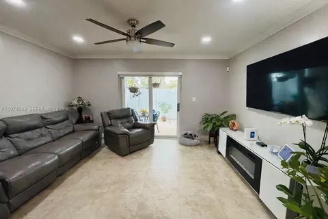 13890 SW 64th St, Miami, FL 33183