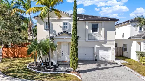 144 NE 32nd Ter, Homestead, FL 33033