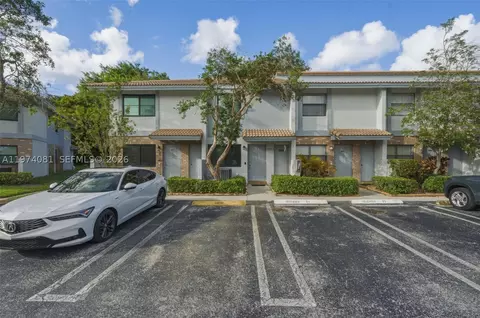 9853 Riverside Dr #8-24, Coral Springs, FL 33071