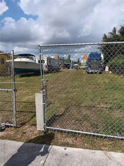 8 Th Stree Nw 8st NW, Florida City, FL 33034