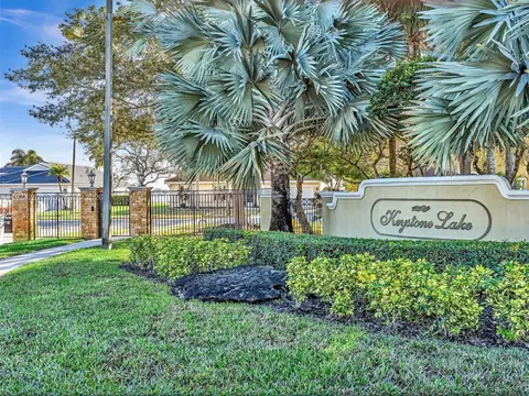 19033 NW 23rd Ct, Pembroke Pines, FL 33029