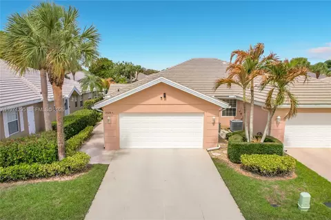 1529 NW Amherst Dr #A, Port Saint Lucie, FL 34986