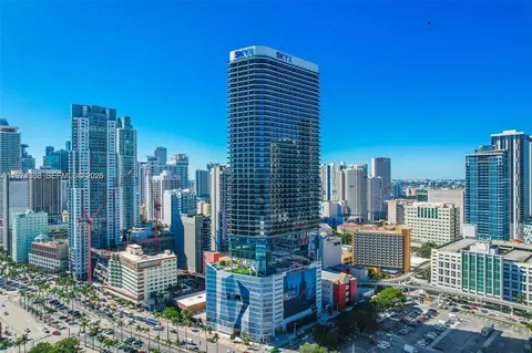 398 NE 5th St #1915, Miami, FL 33132
