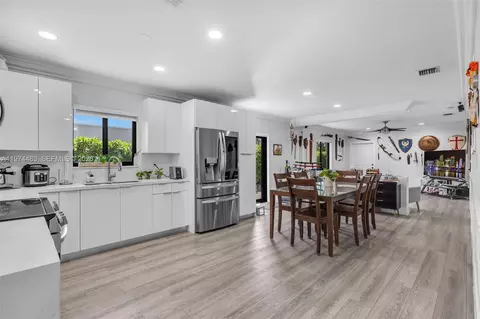 Kitchen - 42 W 44th St, Hialeah, FL 33012 photo 1 of 2