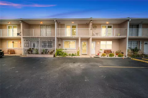 1540 W 42nd Pl #C, Hialeah, FL 33012