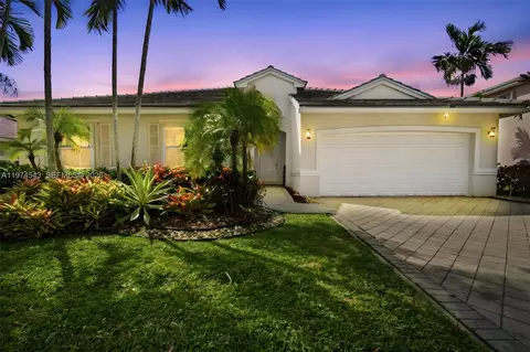 9440 SW 18th St, Miramar, FL 33025