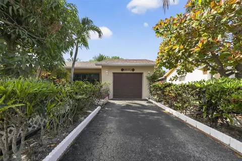 9522 Affirmed Ln, Boca Raton, FL 33496