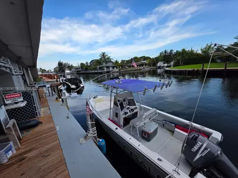 2500 NE 135th St #B103, North Miami, FL 33181