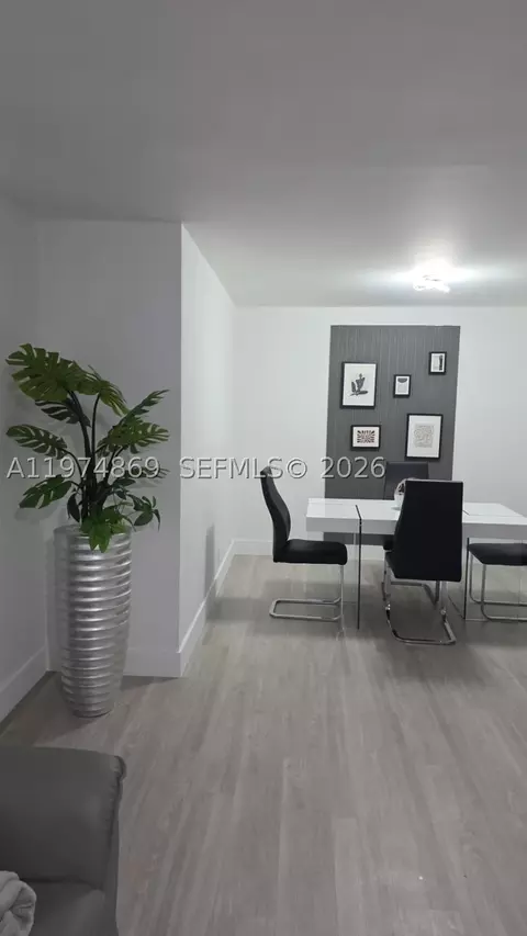 12801 SW 43rd Dr #212-A, Miami, FL 33175