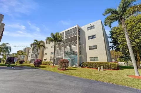 Other - 324 SE 10th St #208, Dania Beach, FL 33004 photo 11 of 16