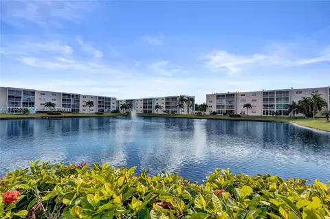View/Area - 324 SE 10th St #208, Dania Beach, FL 33004 photo 3 of 5