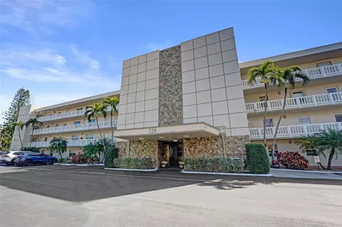 Other - 324 SE 10th St #208, Dania Beach, FL 33004 photo 3 of 16
