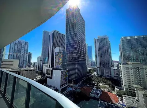 45 SW 9th St #1206, Miami, FL 33130