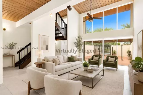 7601 SW 105th Ave, Miami, FL 33173