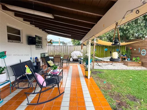 Exterior - Undisclosed, Hialeah, FL 33012 photo 3 of 4