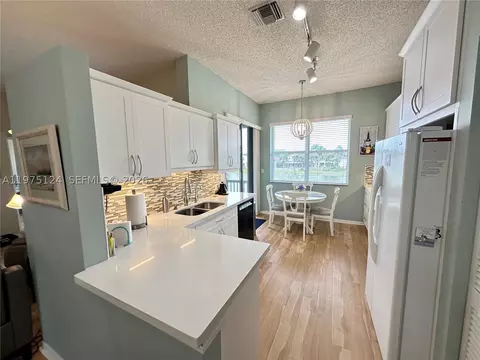 14911 SW 15th St #14911, Pembroke Pines, FL 33027