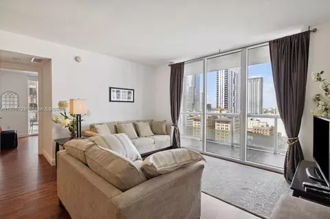 50 Biscayne Blvd #2111, Miami, FL 33132